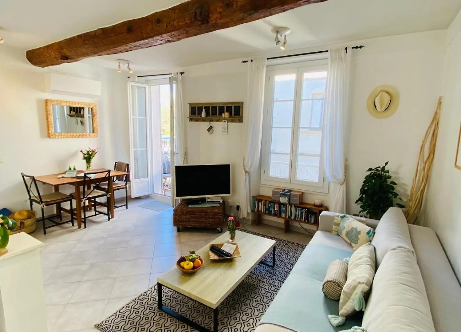 Pimms Apartment Antibes France