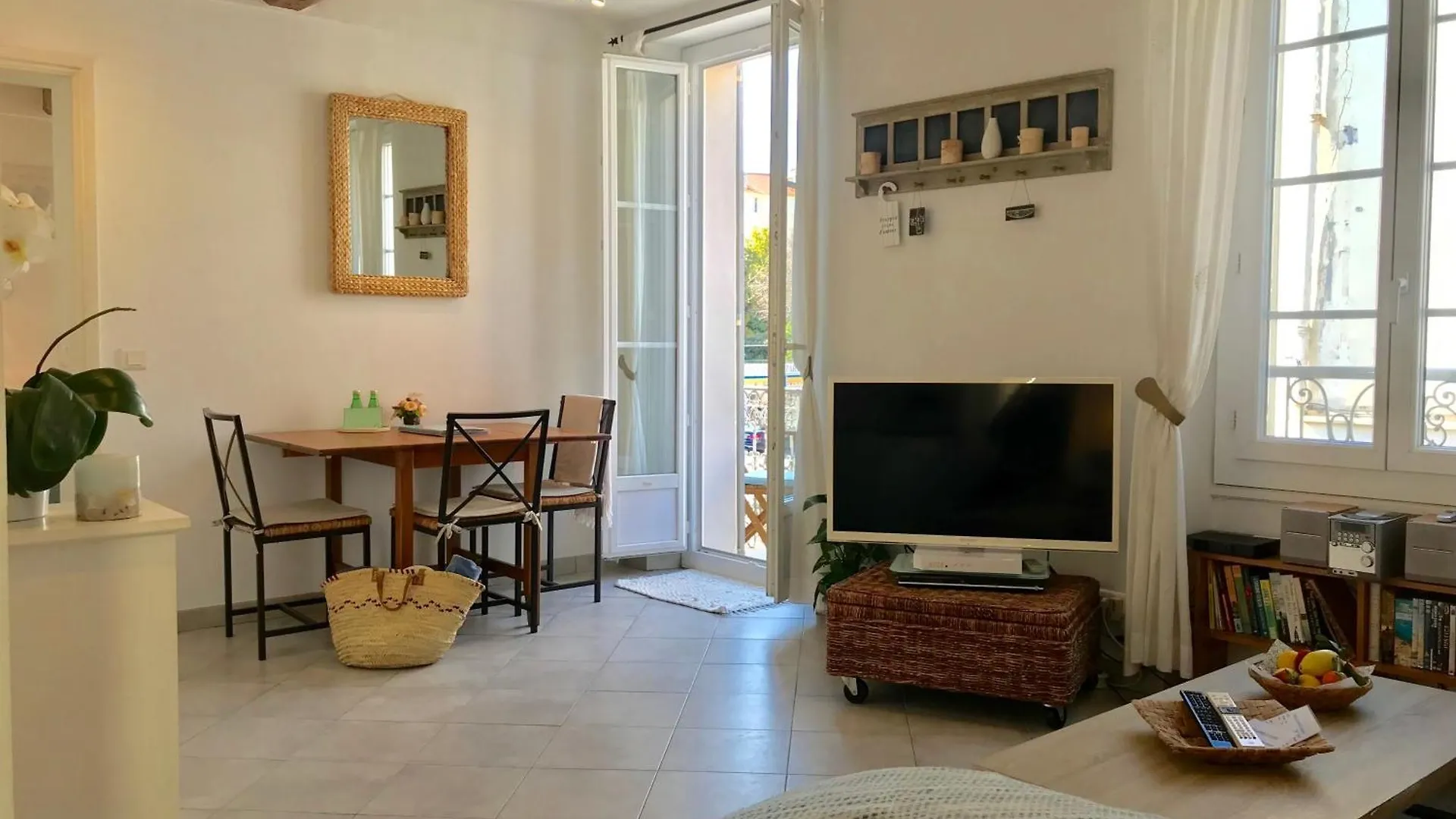 Pimms Apartment Antibes
